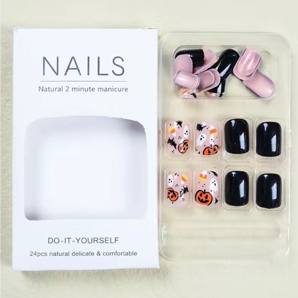 Halloween Press on Nail 5 Pack - Picture 7 of 11